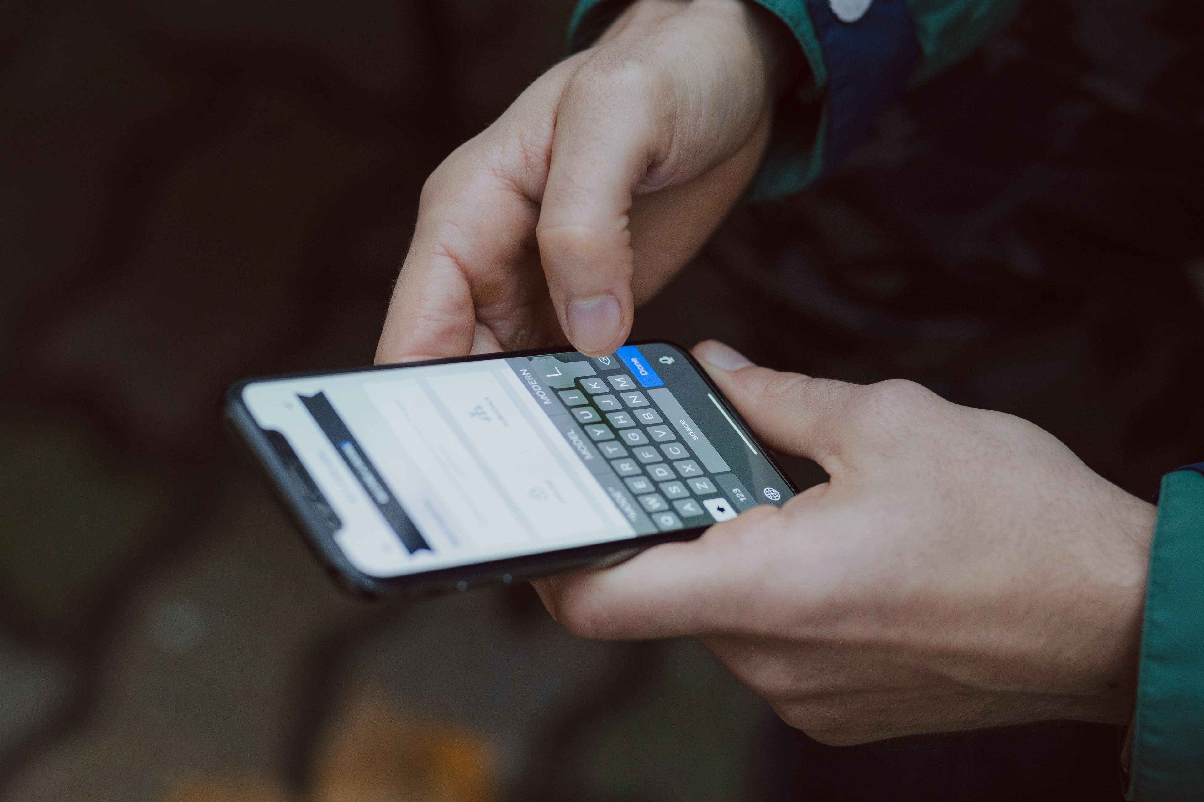 Daily balance update text message on a mobile phone